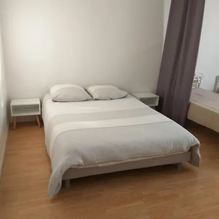 La Laujere Ivie - & Piscine Privative Saint-Hilaire-du-Bois (Vendee)