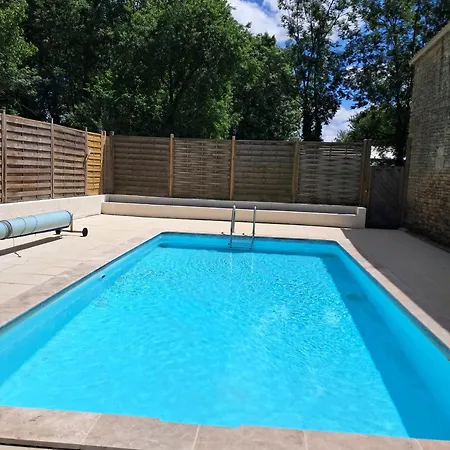 펜션 La Laujere Ivie - & Piscine Privative *