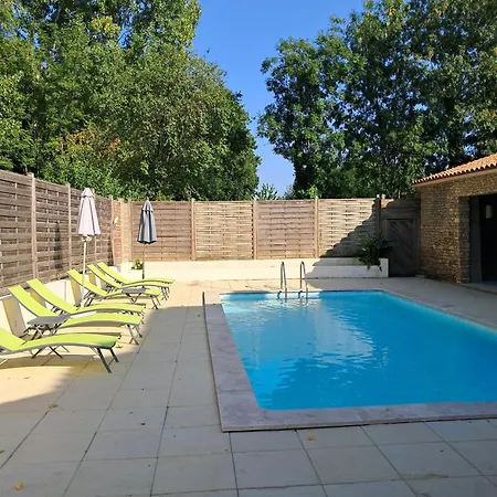 La Laujere Ivie - & Piscine Privative Holiday home *